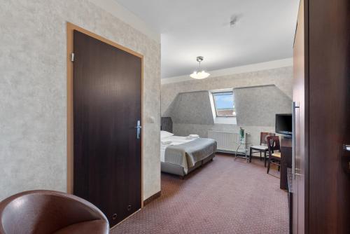 Hotel Diament Economy Gliwice - image 14