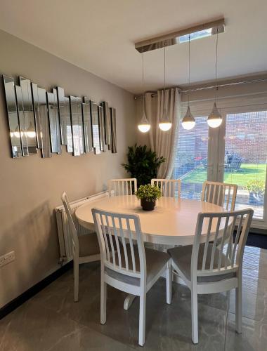 Garden, Ultra Modern large 4 bed executive home Durham in Plawsworth
