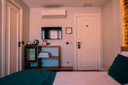 Taksim Santa Lucia Hotel - image 8