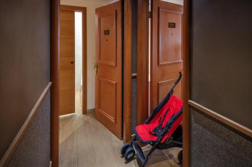 Starhotels Metropole - image 10