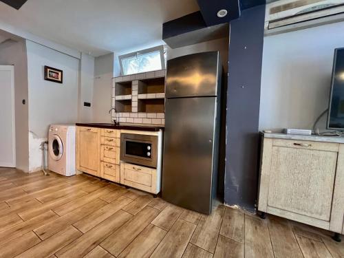 Just House Just House