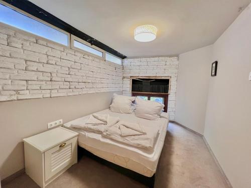 Just House Just House