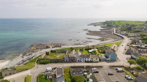 Apkārtne, Large Stunning Sea View Coastal Townhouse in Killough