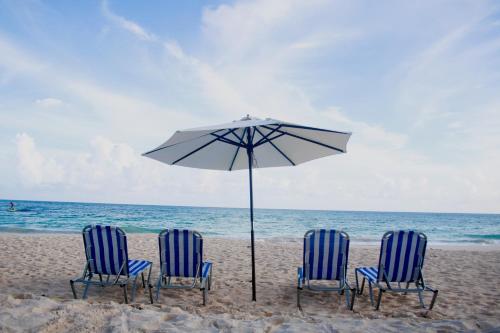 BLR Villas Dover Beach in Christ Church