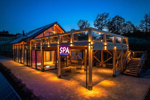 Jezowa Woda Osrodek Wypoczynkowy Palmiarnia i SPA - Tarnow Jezowa Woda Osrodek Wypoczynkowy Palmiarnia i SPA - Tarnow