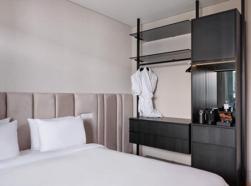 Nur Outline Aparthotel - image 2