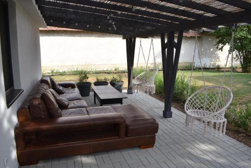 Tisza-lak Apartmanházak (Tisza-lak Apartmanhazak) in Abadszalok