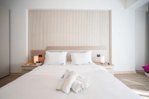 Maria Sea view Apartment Infinity Pools and Spa