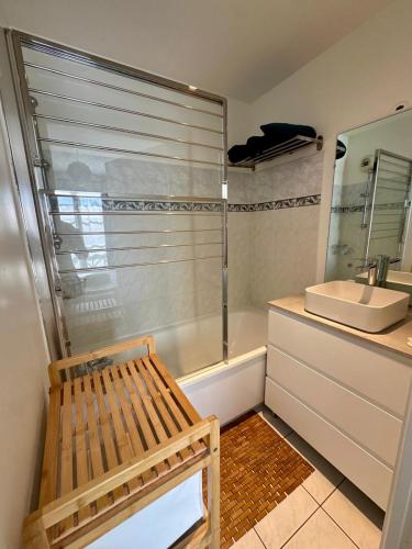 Jessi home in Боньойл-сюр-Марн