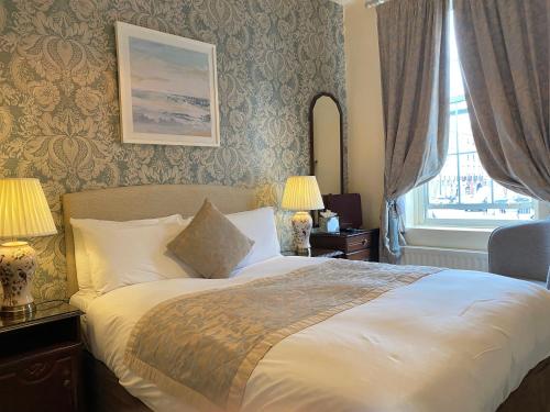 Single Room image 4