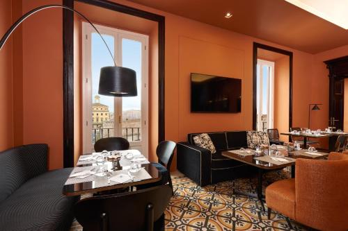 Mascagni Luxury Rooms & Suites - image 12