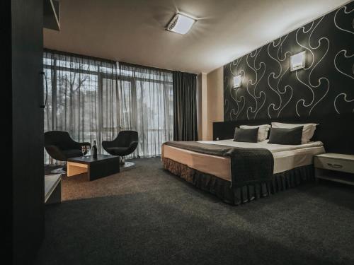 Hotel Noris - image 10