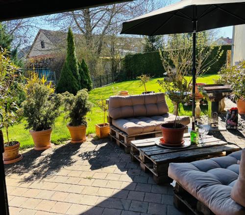 Garden, Maja Ferienwohnung in Lichtenfels-Sachsenberg