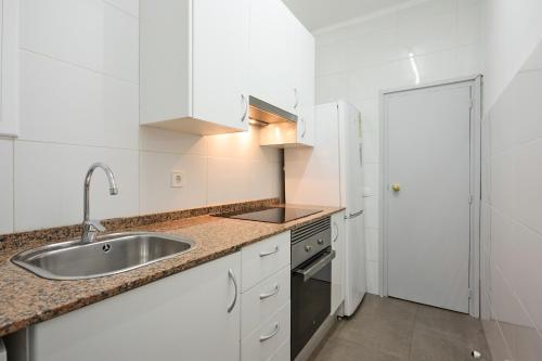 Park Guell - image 7