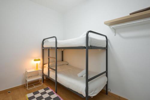 Park Guell - image 13