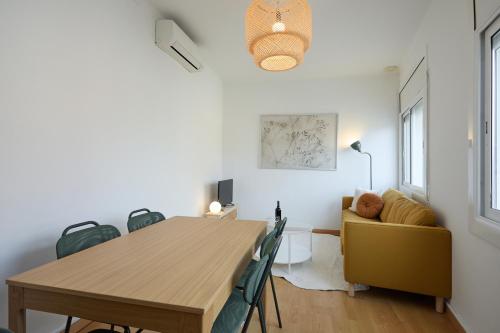 Park Guell - image 12