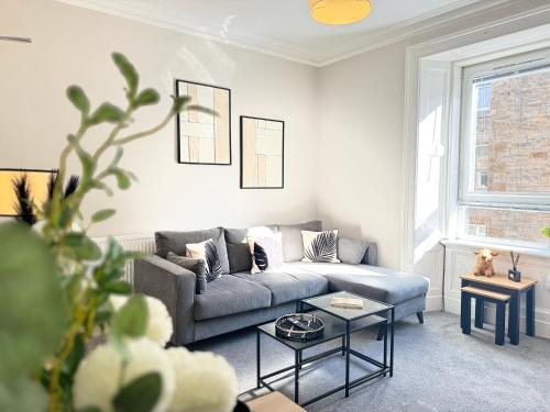 Elegant City Centre Apartment, Эдинбург