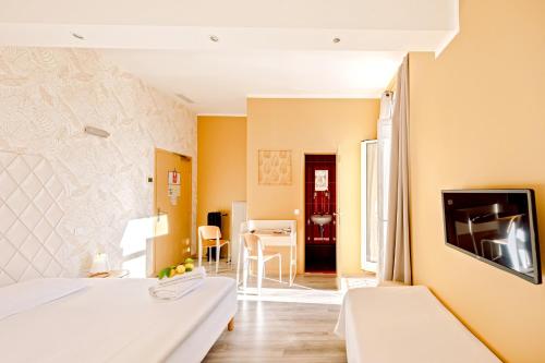 Hotel Lemon - image 5