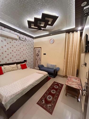 Deluxe Double Room image 10