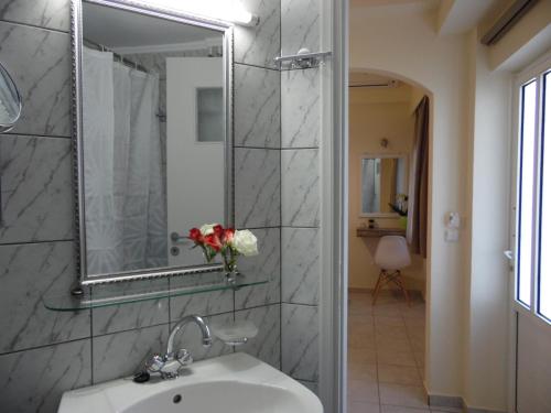 Geana Apartments 4