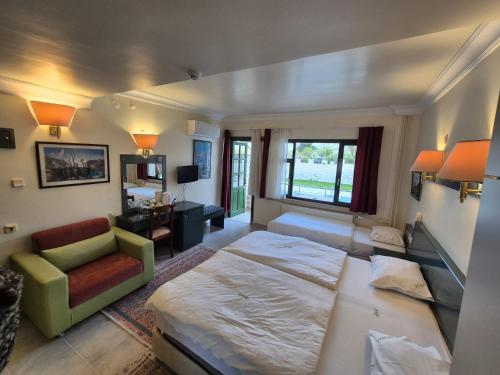 Triple Room with Pamukkale View room in Hotel HAL-TUR