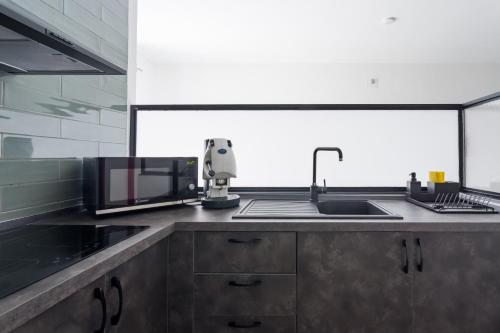 Kitchen, Archihouse Suites in Ponticelli