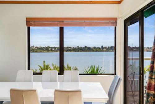 Poolside Lookout - Tauranga Holiday Home, Tauranga (foto 10)