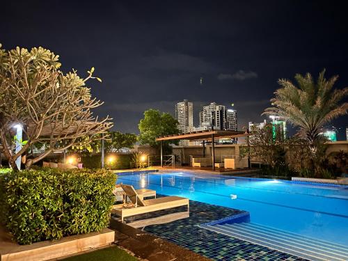 RASS Horizon Suites near Mountain View Nature s Park