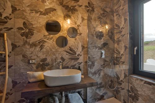 Tuscan Cozy Escape with View, Garden & Breakfast