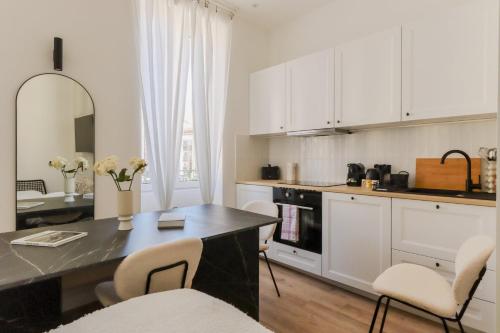 Fancy 3BR Duplex Near Nice Port & Old Town | By Airnest, Ницца (фото 7)