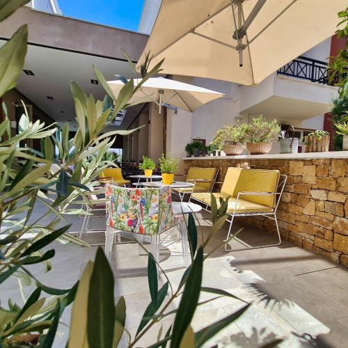 Hotel Evilion Sea And Sun