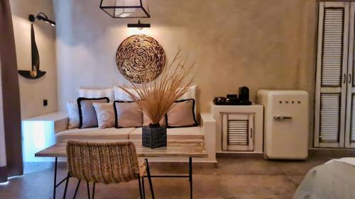 Hotel Evilion Sea And Sun