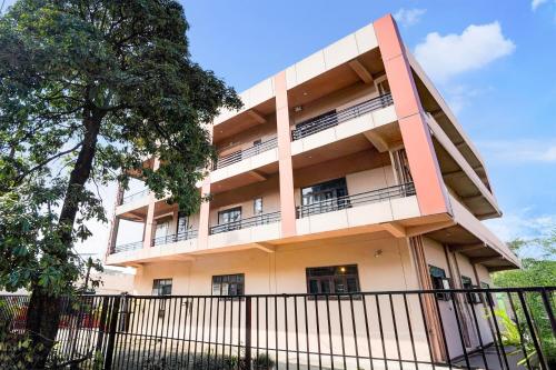 ทางเข้า, Super Hotel O GMS Road Ballupur Chowk in บัลลีวาลา