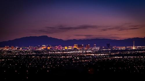 Lux life! Central location for business or play!, Las Vegas (foto 10)