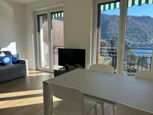 The VIEW - Spacious modern apt, Como (Foto 3)