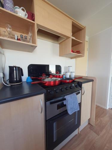 Buxton's Holiday Home - 'Park Holiday's' complex - St Osyth - Clacton-on-Sea Buxton's Holiday Home - 'Park Holiday's' complex - St Osyth - Clacton-on-Sea