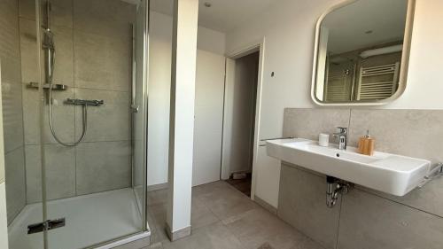 Penthouse with roof terrace - Central, quiet location, Hannover (fotografie 7)