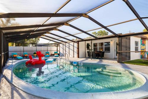 Stadium Splash Retreat