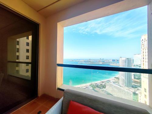 Artistic penthouse with amazing JBR Beach and sea view - image 3