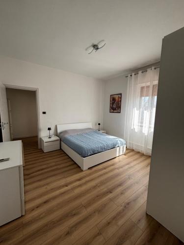 Appartamento Via Forte Tomba, Verona (fotografie 3)