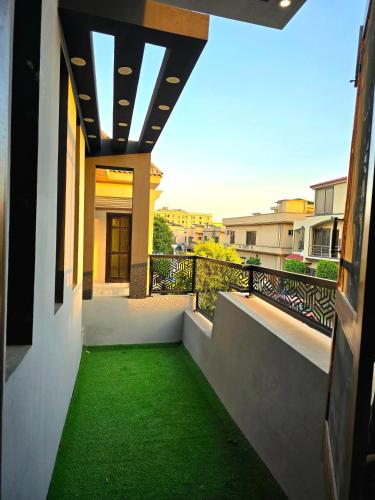 The Radiant Residence Phase 3 Bahria Town - image 11