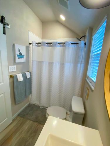 Charming Cabin in the Heart of the TX Hill Country