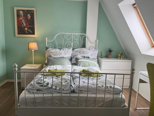 City View Apartment - WiFi - Netflix - Airport Shuttle, Drezno
