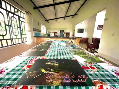 El Rancho de Willy Piscina juegos y BBQ