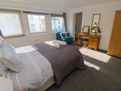 Flat 1 Penzance - image 4