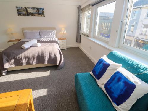 Flat 1 Penzance - image 9