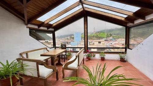 Hotel Noris Alausí (Hotel Noris Alausi) in Алаусi