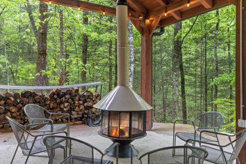 WiFi & Adventure - The Overlook Luxury, Rogers (foto 10)