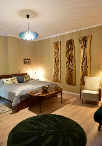 Tornácos Vendégház Kőröshegy (Tornacos Vendeghaz Koroshegy) in Kőröshegy