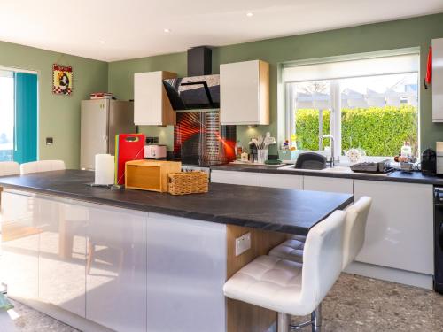 A szálláshely kívülről, Afallon in Llannerch-y-Medd